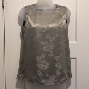 Sleeveless top, size-4, Silk , 2 tops  in One,